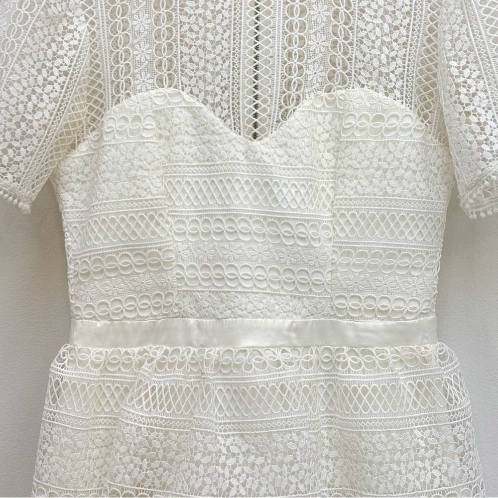 Bardot Crochet Lace Ava Tiered Mini Dress Bridal Bachelorette Ivory Small US 6 - Picture 7 of 14